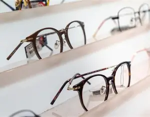 Featured Frame